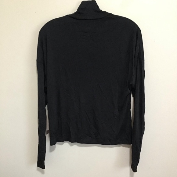 Tart Collections Women’s Long-Sleeve Turtleneck Size S - Picture 2 of 4